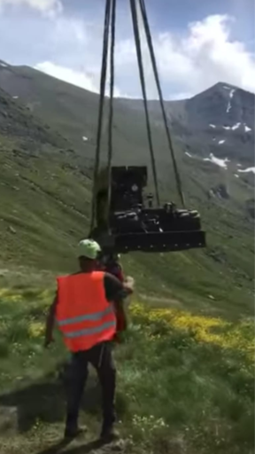 MiniDumper cingolato diesel trasporto in elicottero in cantiere in alta quota