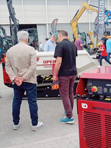 Edil Expo Roma mini dumper cingolati radiocomandati Operval
